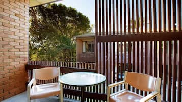 Bügeleisen/Bügelbrett, kostenloses WLAN, Bettwäsche