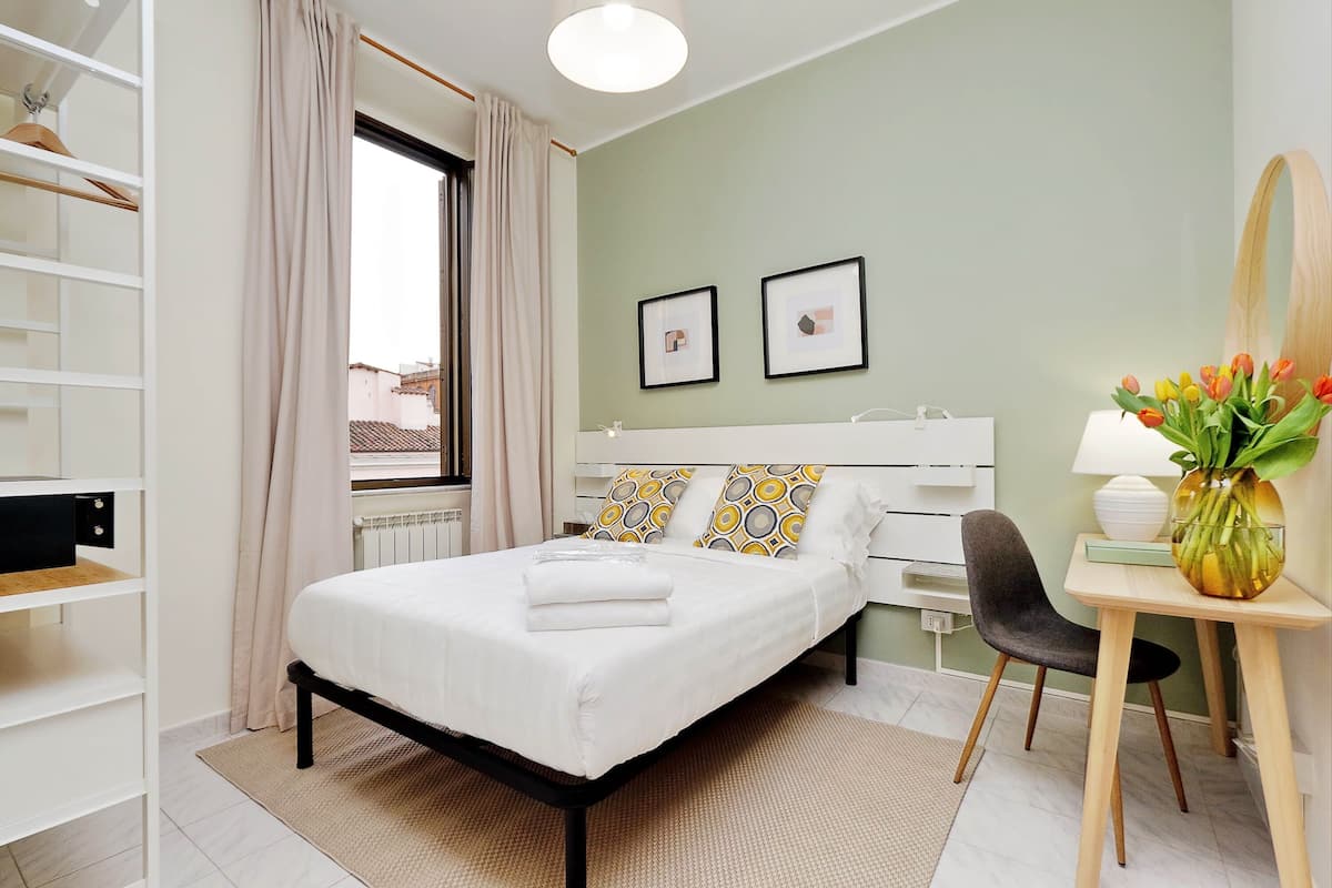 1 Schlafzimmer, Zimmersafe, Schreibtisch, Verdunkelungsvorhänge