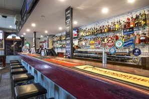 Bar (on property) - Nightcap at Federal Hotel Mt Gambier (Mount Gambier)