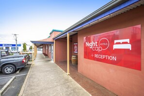 Exterior - Nightcap at Federal Hotel Mt Gambier (Mount Gambier)