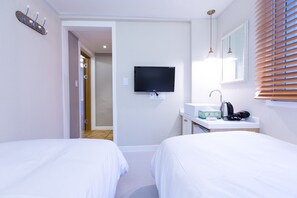 Standard Double Room | Room amenity - Hotel Gaon (Seoul)