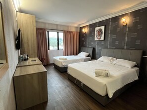 Superior Triple Room, Multiple Beds, Non Smoking