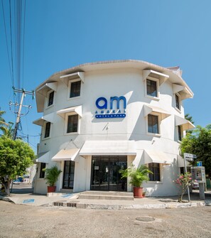 Front of property - AM Amakal Hotel & Park (Santa María Huatulco)