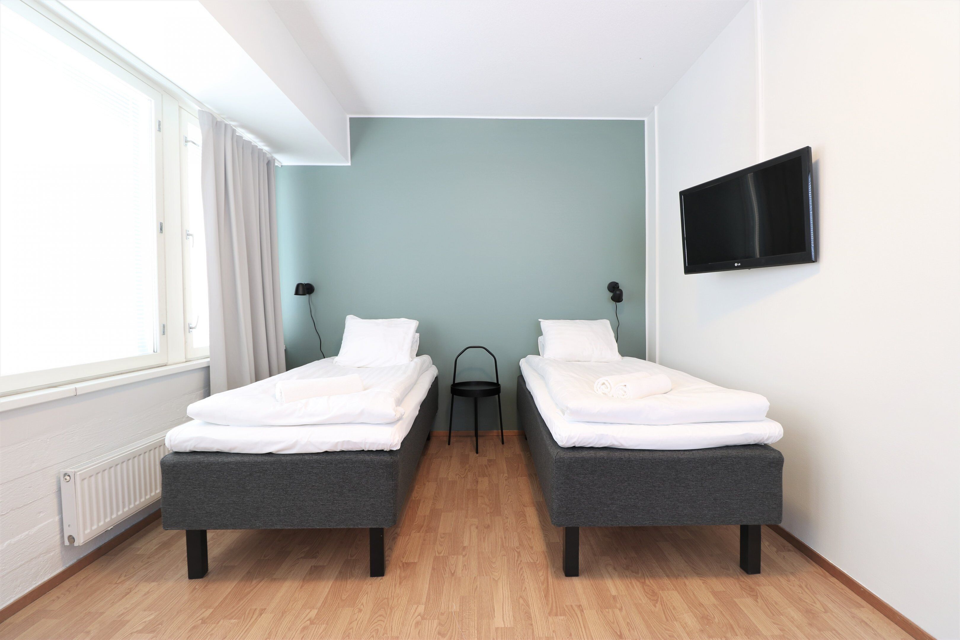 Standard Studio, 2 Twin Beds | Premium bedding, individually decorated, desk, free WiFi