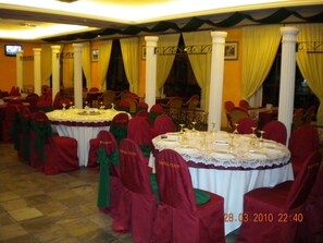 Daily continental breakfast (MYR 18 per person)