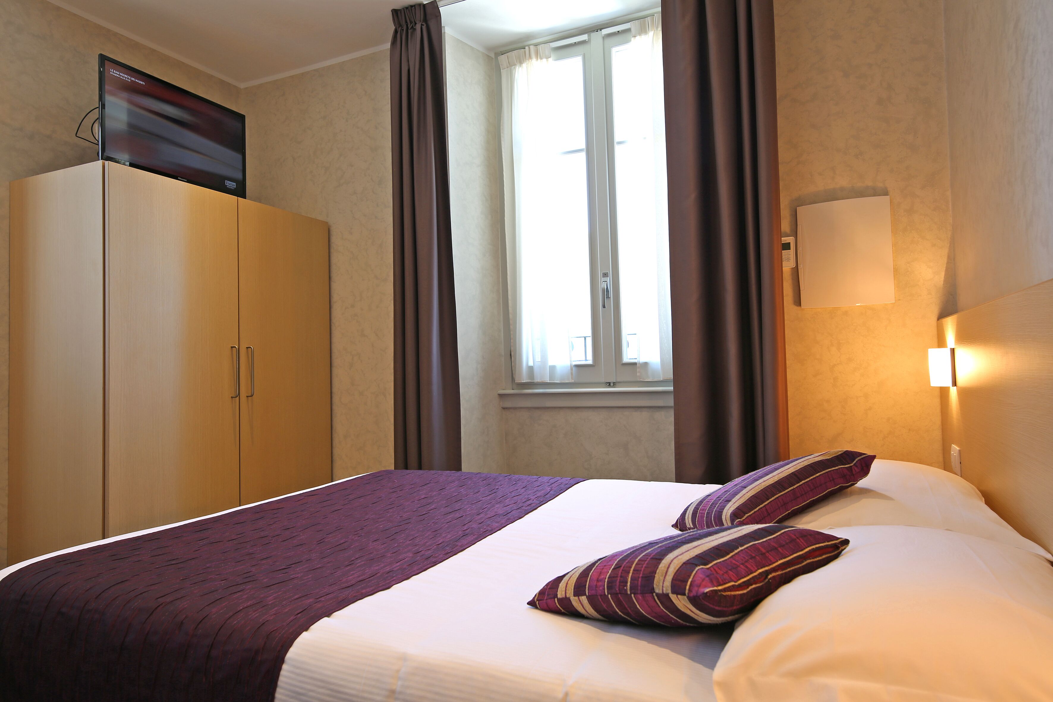 Chambre Double, vue lac