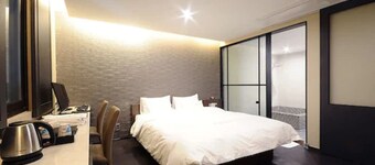 Queens Hotel Seomyeon Busan