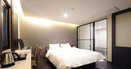 Queens Hotel Seomyeon Busan