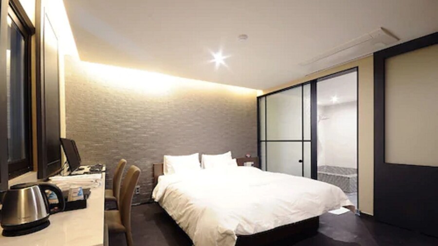 Queens Hotel Seomyeon Busan