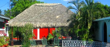 Kolam renang outdoor