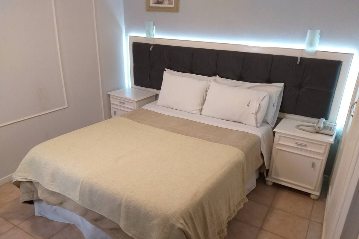 Double Room with Double Bed | Minibar, in-room safe, WiFi (free)