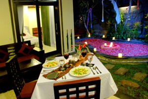 Tempat makan outdoor