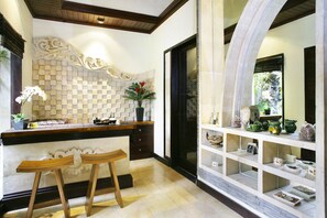 Body treatments, aromatherapy, hot stone massages, body wraps