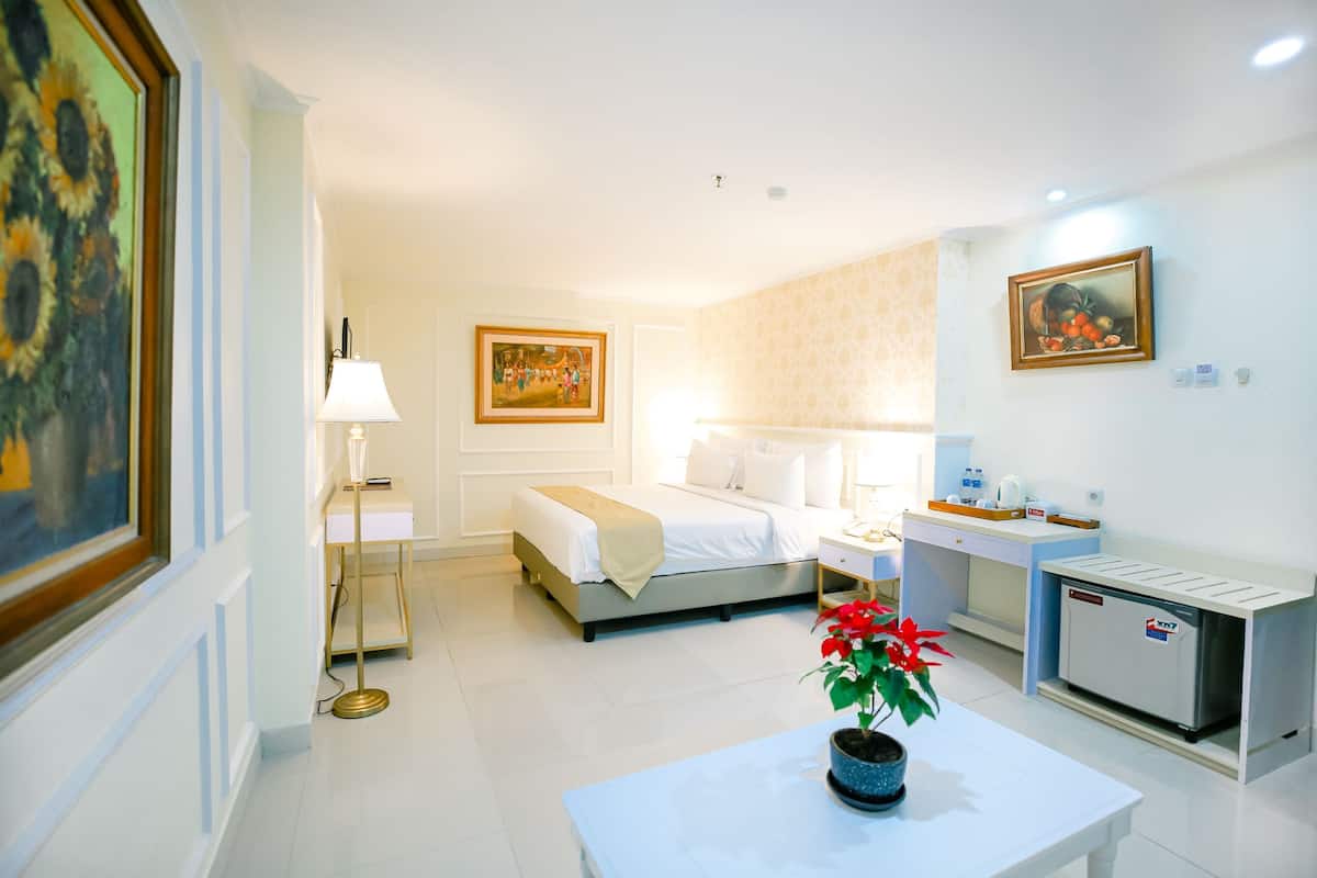 Executive kamer | Een bureau, gratis wifi, beddengoed