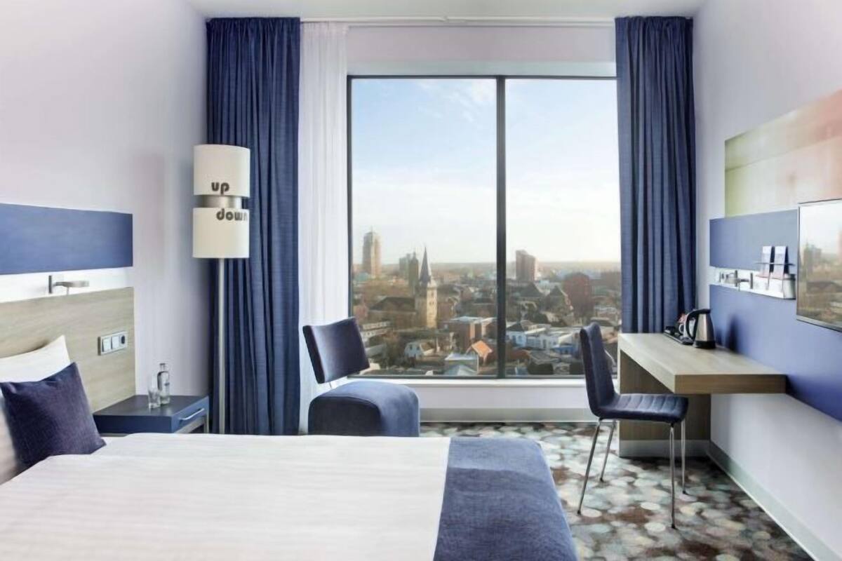 Minibar, in-room safe, desk, soundproofing