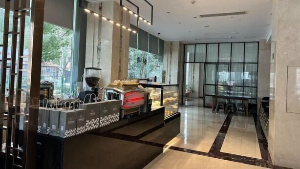 Coffee shop