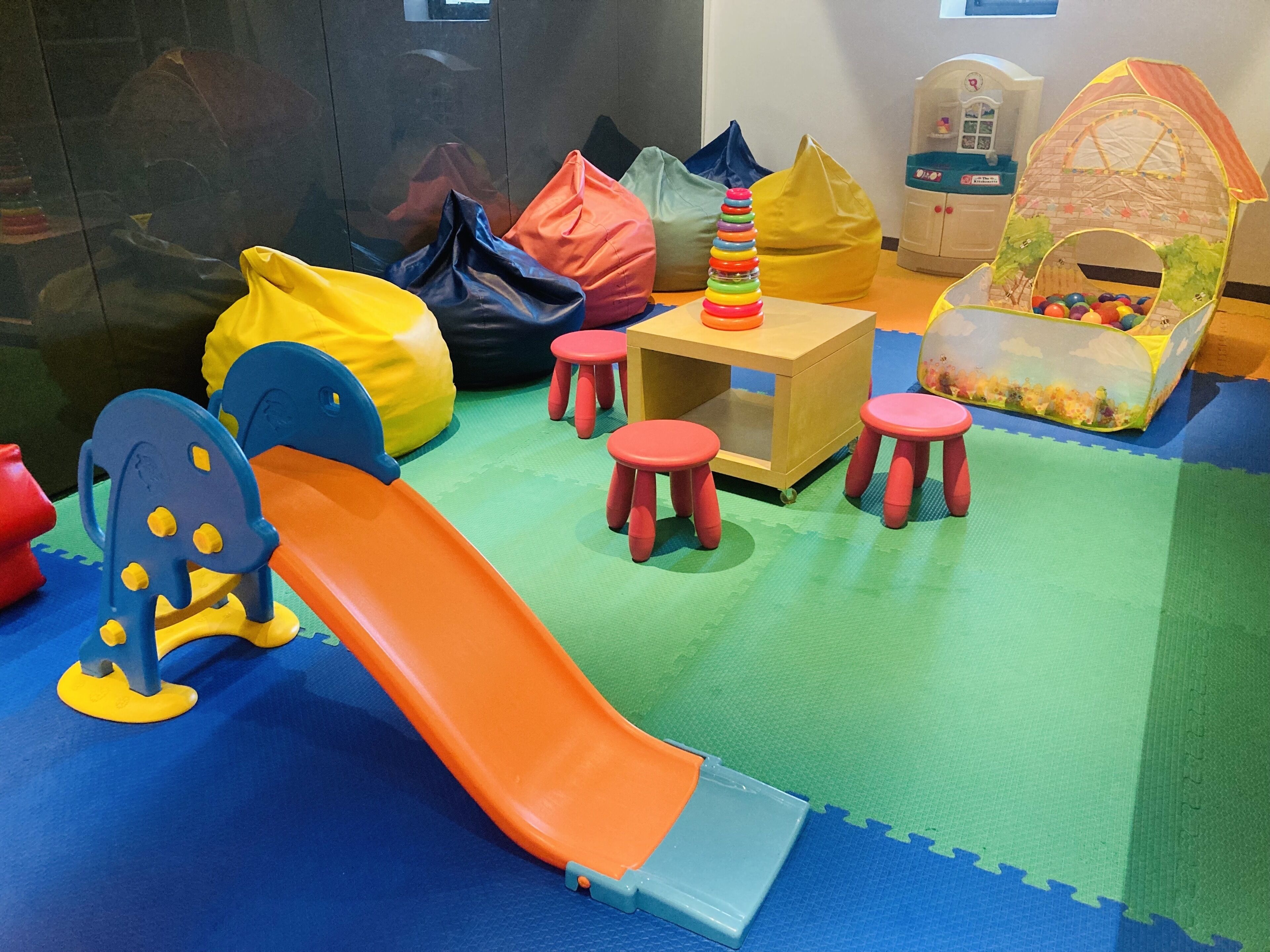 children’s play area – indoor