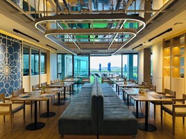 Breakfast, lunch, dinner served; Thai cuisine 