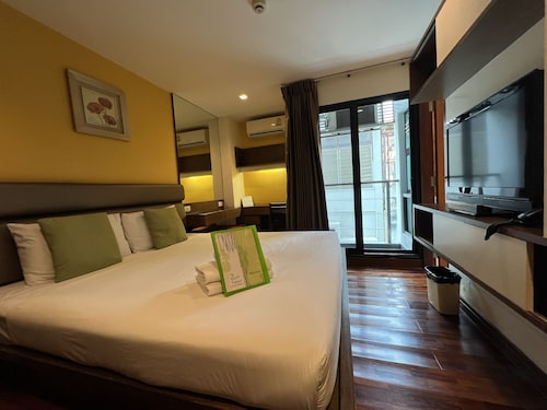 Silom Forest Exclusive Residence