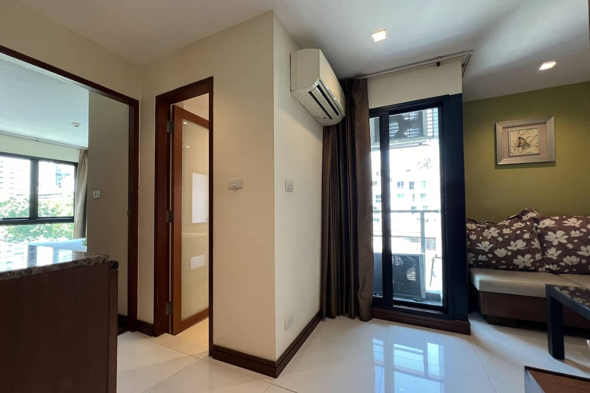Habitación exclusiva, 1 habitación | 1 dormitorio, escritorio, cortinas opacas y wifi gratis