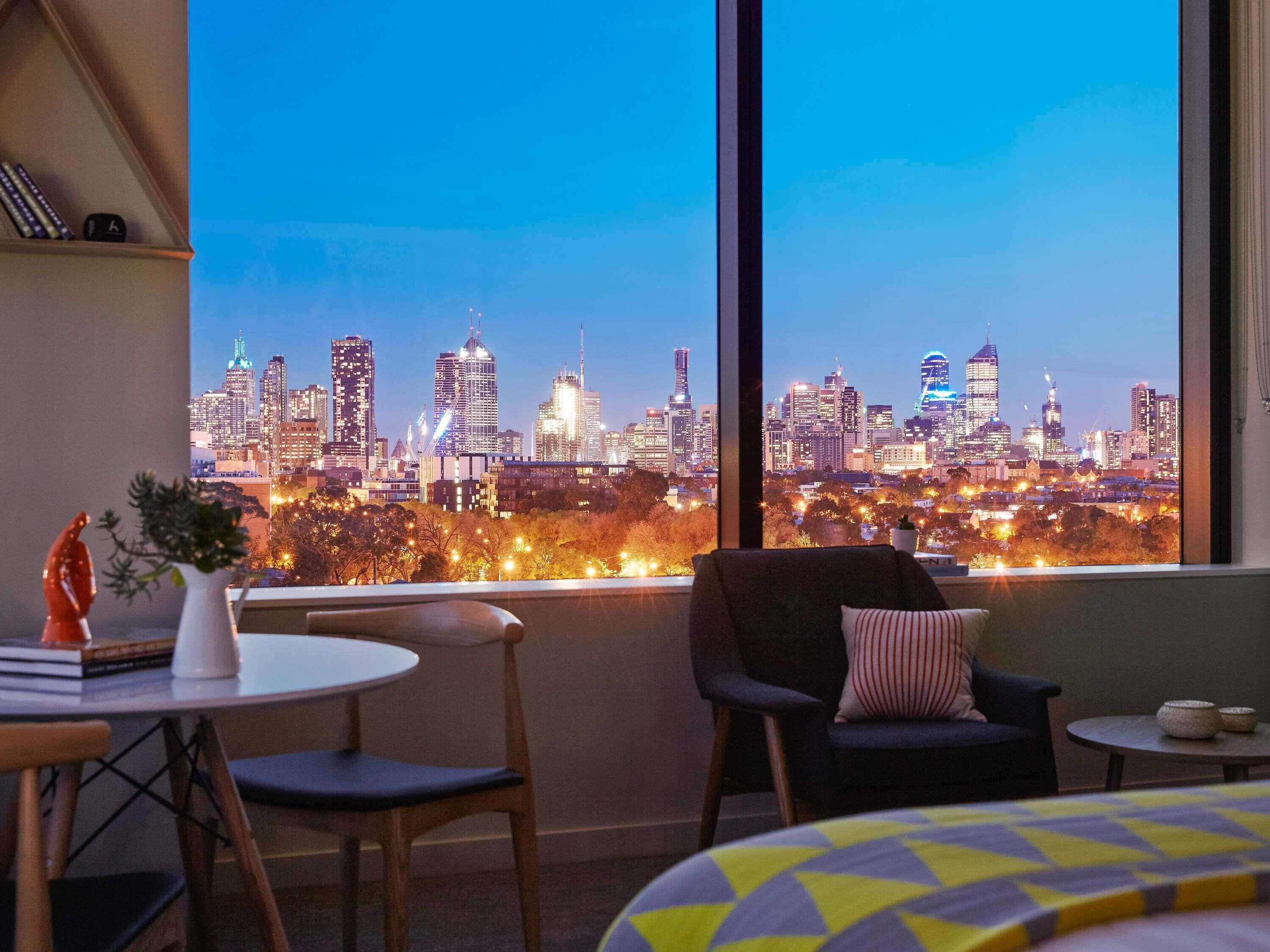 المنشأة من الخارج