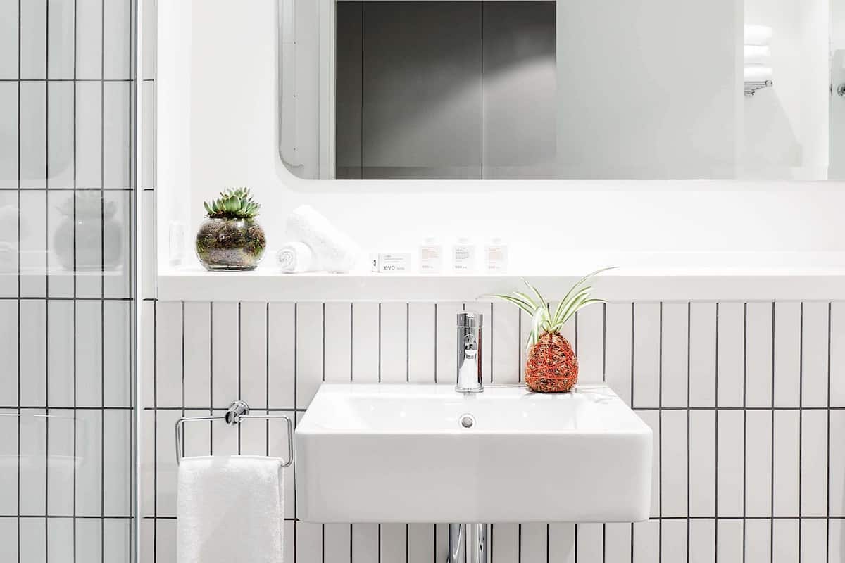 高級寢具、迷你吧、房內夾萬、獨特設計