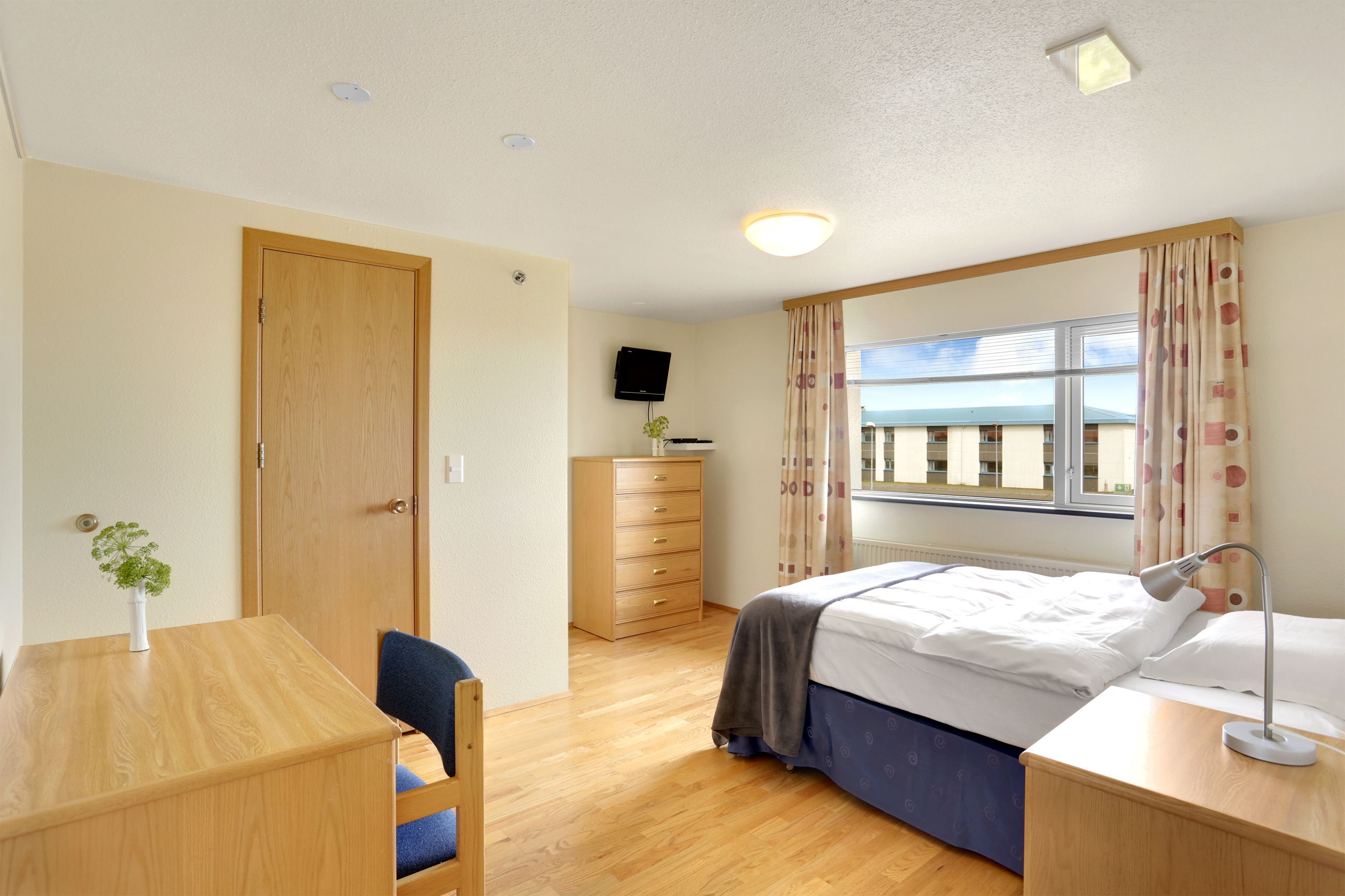 shared dormitory | hypo-allergenic bedding, in-room safe, desk, blackout curtains