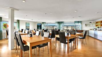 Daily continental breakfast for a fee
