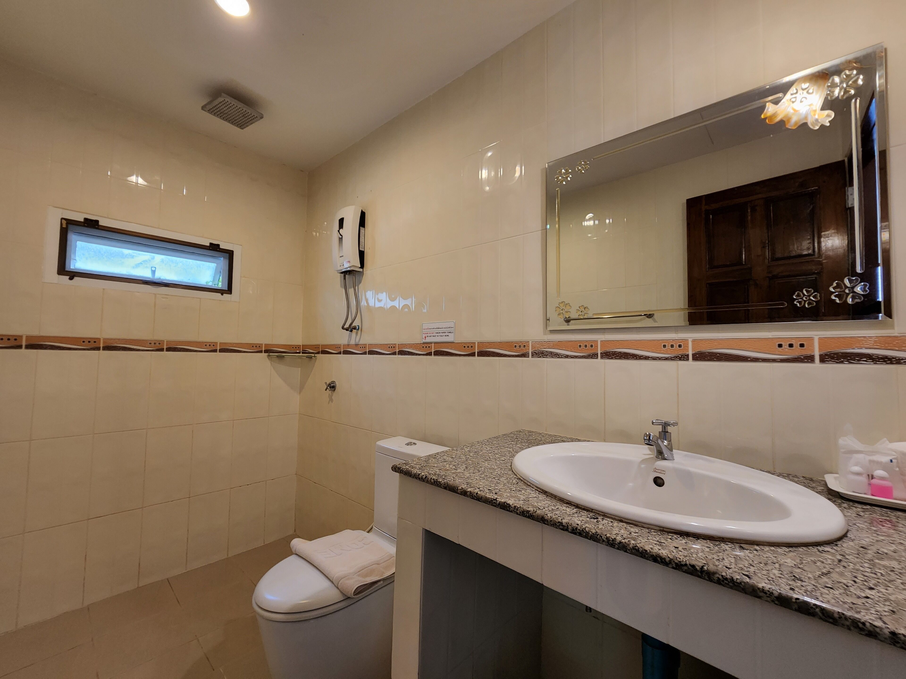 Photo - La-or Resort