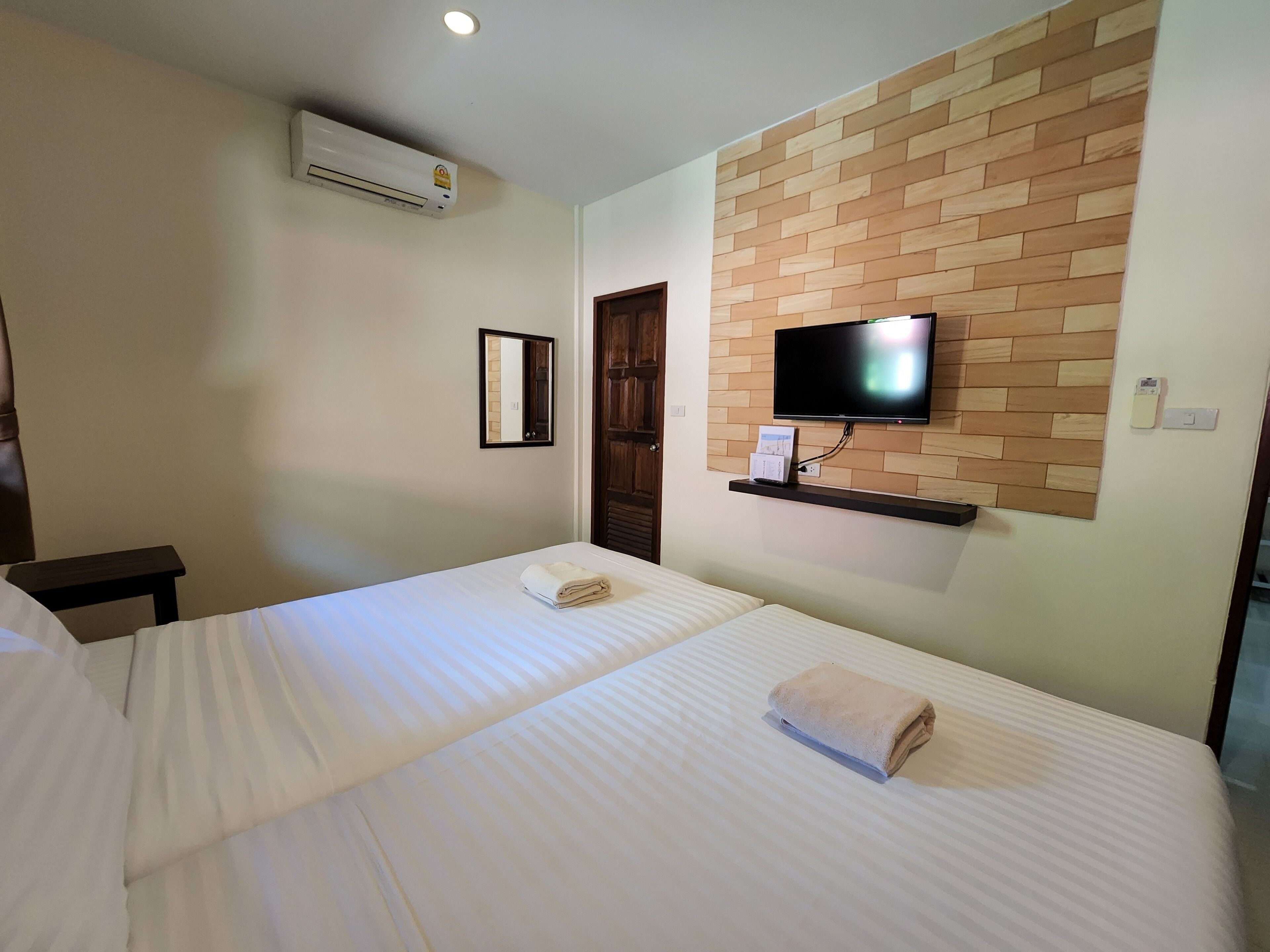 Photo - La-or Resort