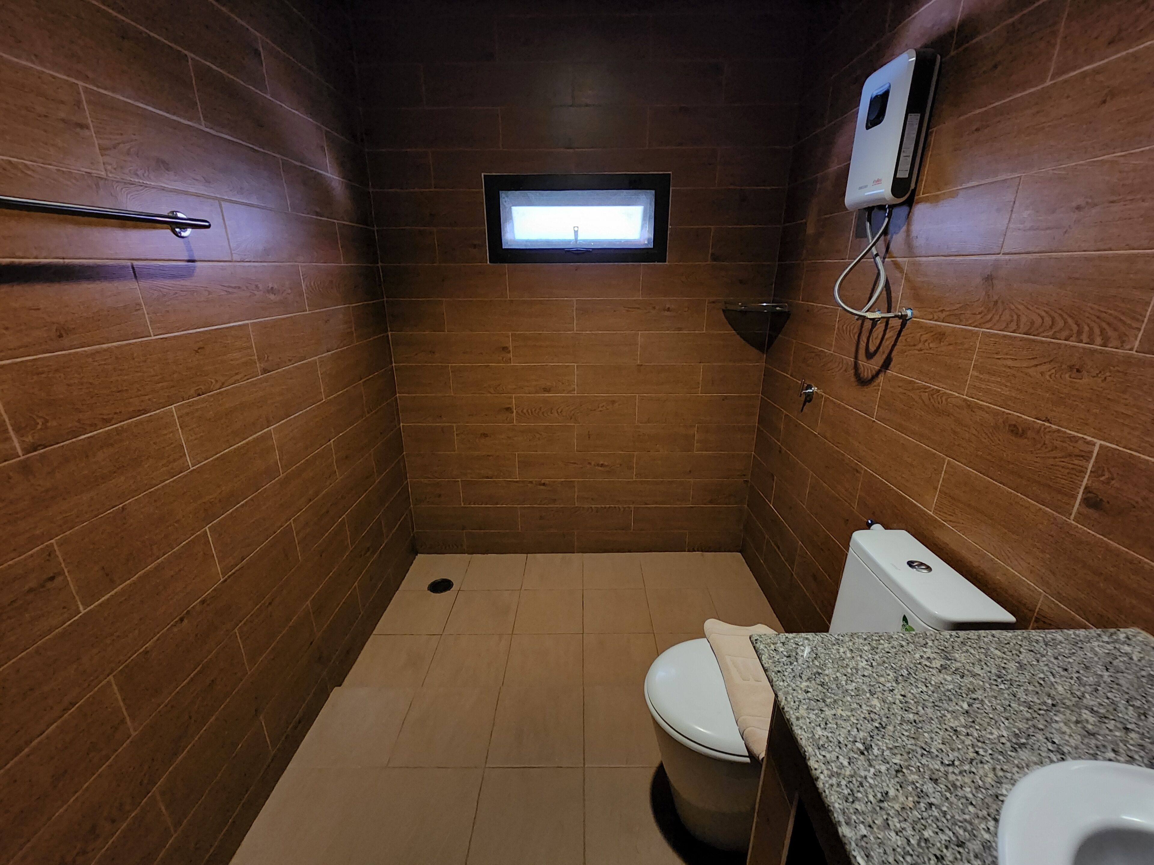 bungalow 2 bedrooms with living room (4 adults) | free wifi, bed sheets