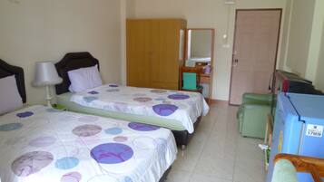 Blackout curtains, soundproofing, free WiFi, bed sheets