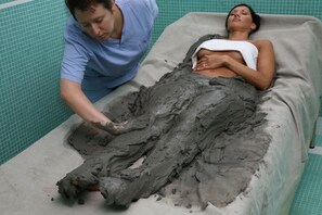 Sauna, ruang uap, mata air panas/mineral, dan pemandian Turki/hammam