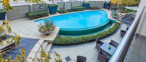 Outdoor pool, pool loungers