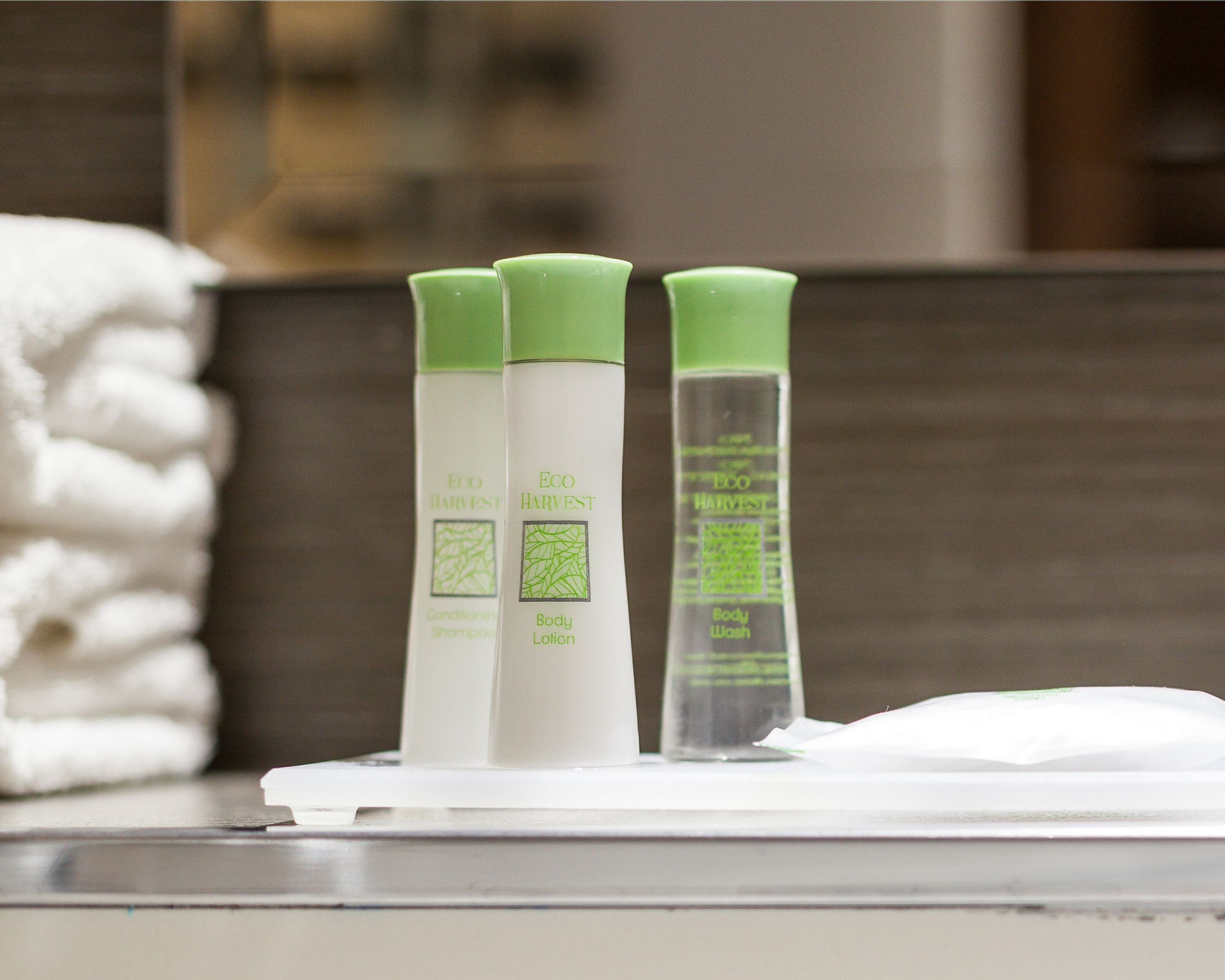 separate bathtub and shower, free toiletries, hair dryer, towels