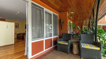 Suite, 1 King Bed, Accessible, Patio (Walk-in Shower) | Terrace/patio