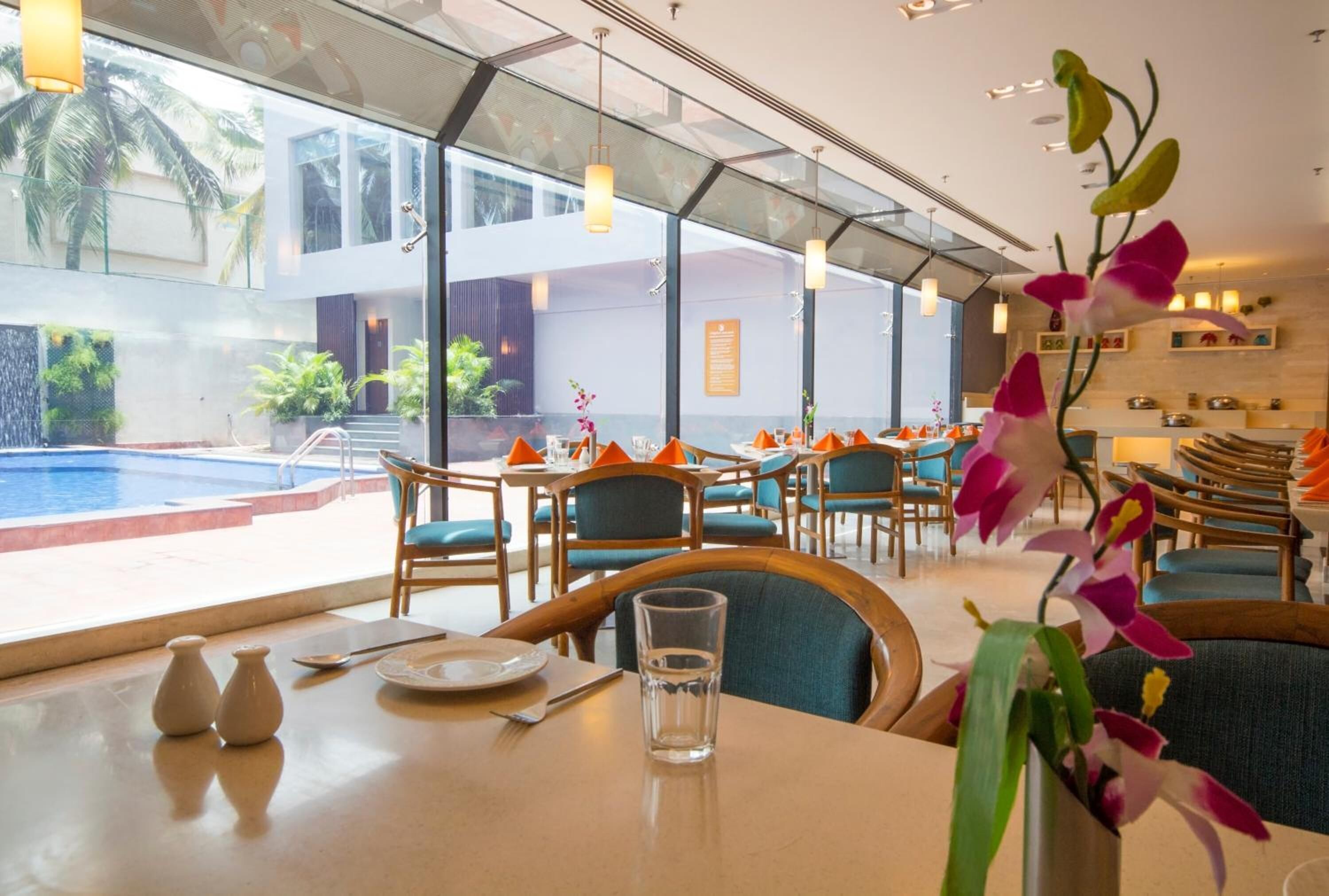 breakfast, lunch, dinner served; pool views