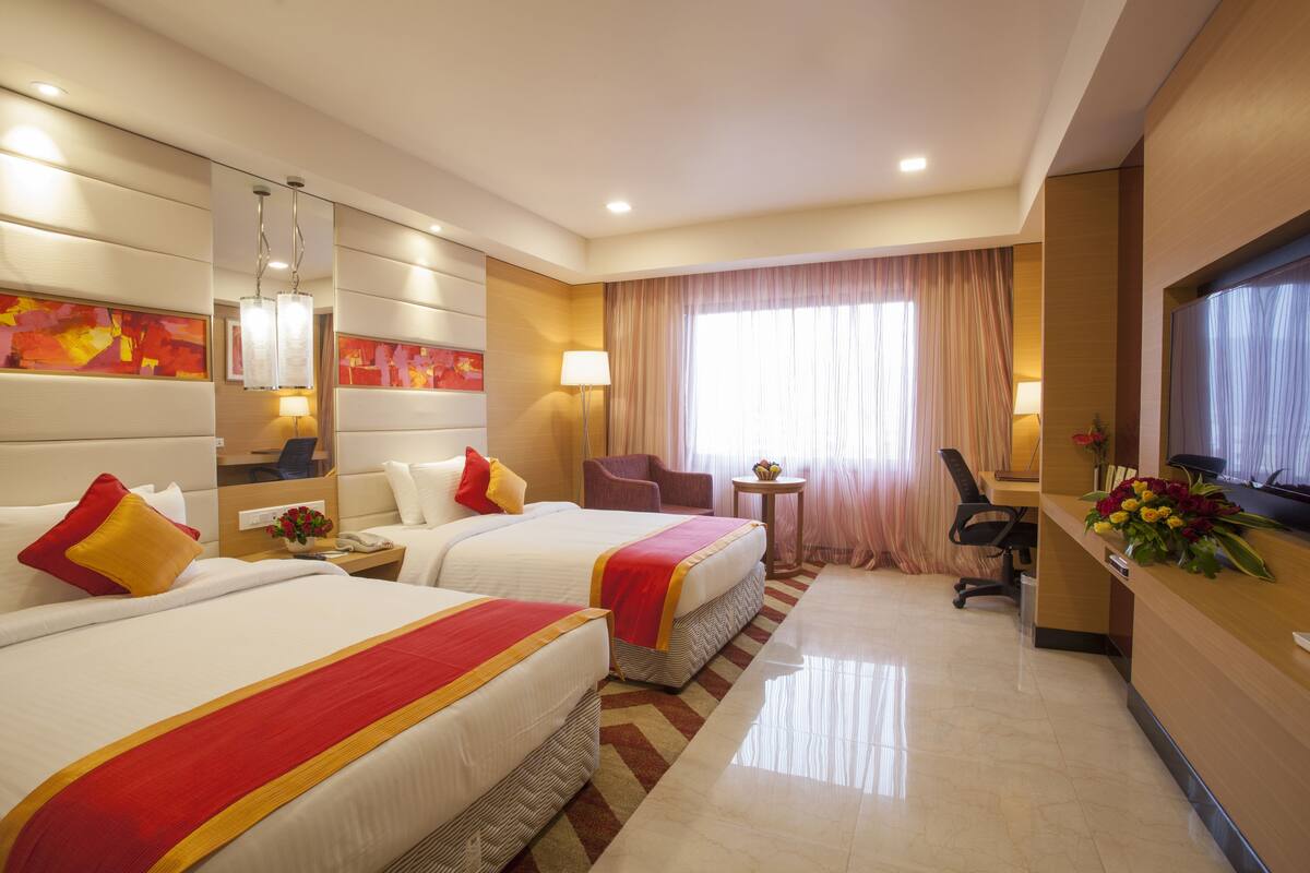 premium bedding, in-room safe, individually decorated