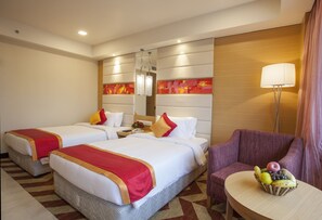 Deluxe Suite | Premium bedding, in-room safe, individually decorated - Dolphin Hotel (Visakhapatnam)