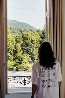 客房内保险箱、免费 WiFi、床单