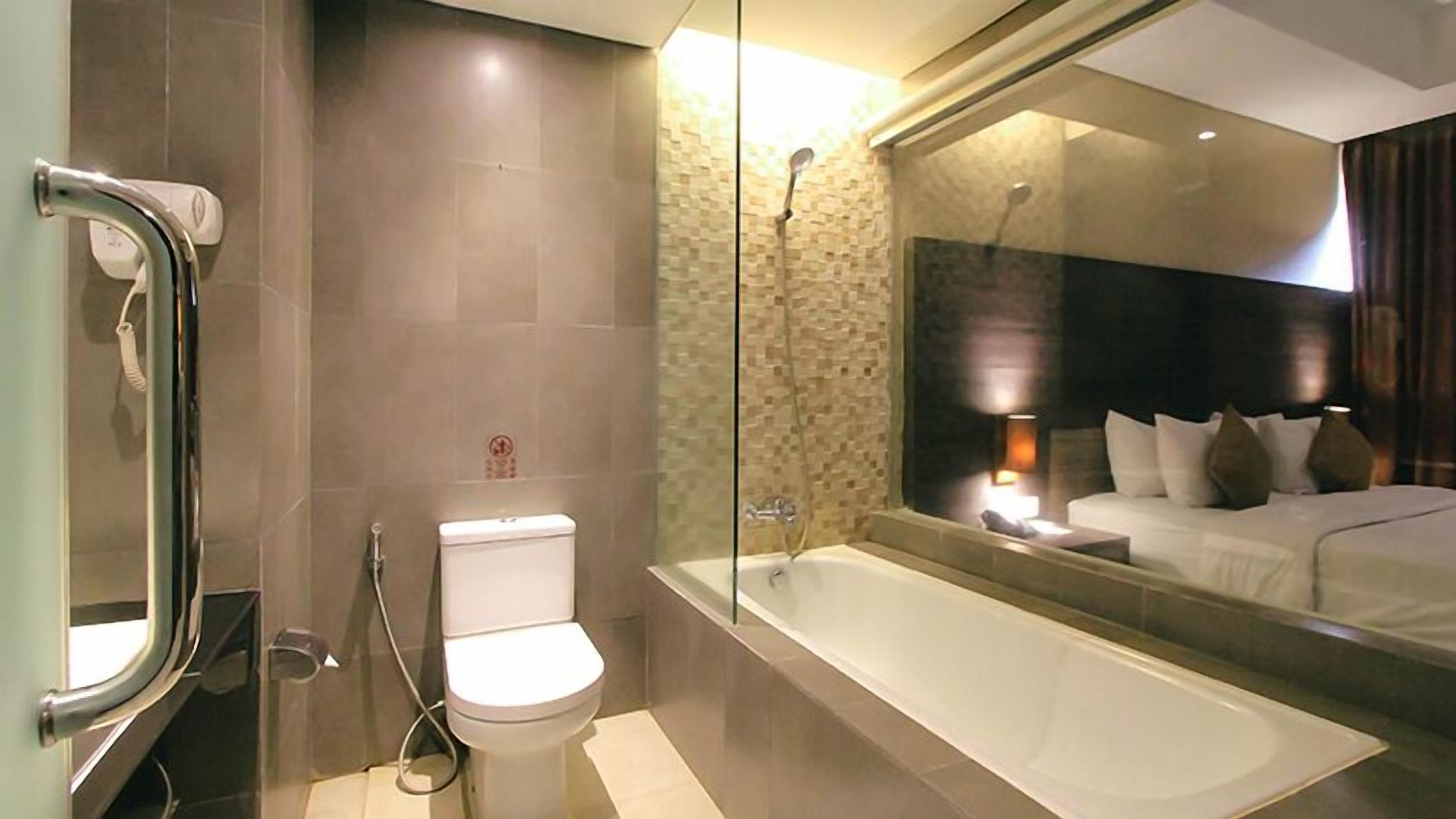 Photo - Crystal Lotus Hotel Yogyakarta