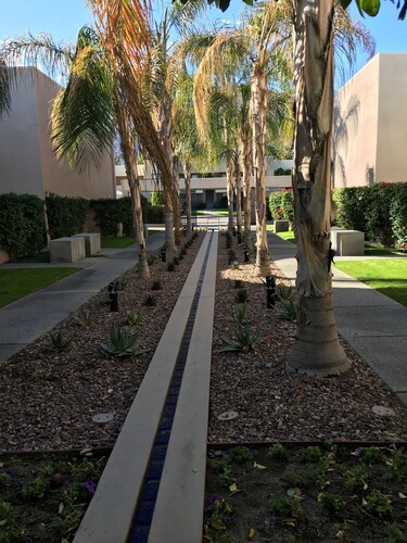 GetAways at Vista Mirage