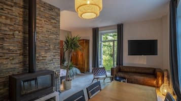 Télévision à écran plat