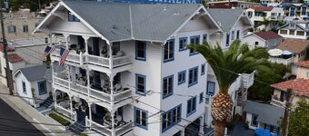 Studio 9 Hotel Catalina