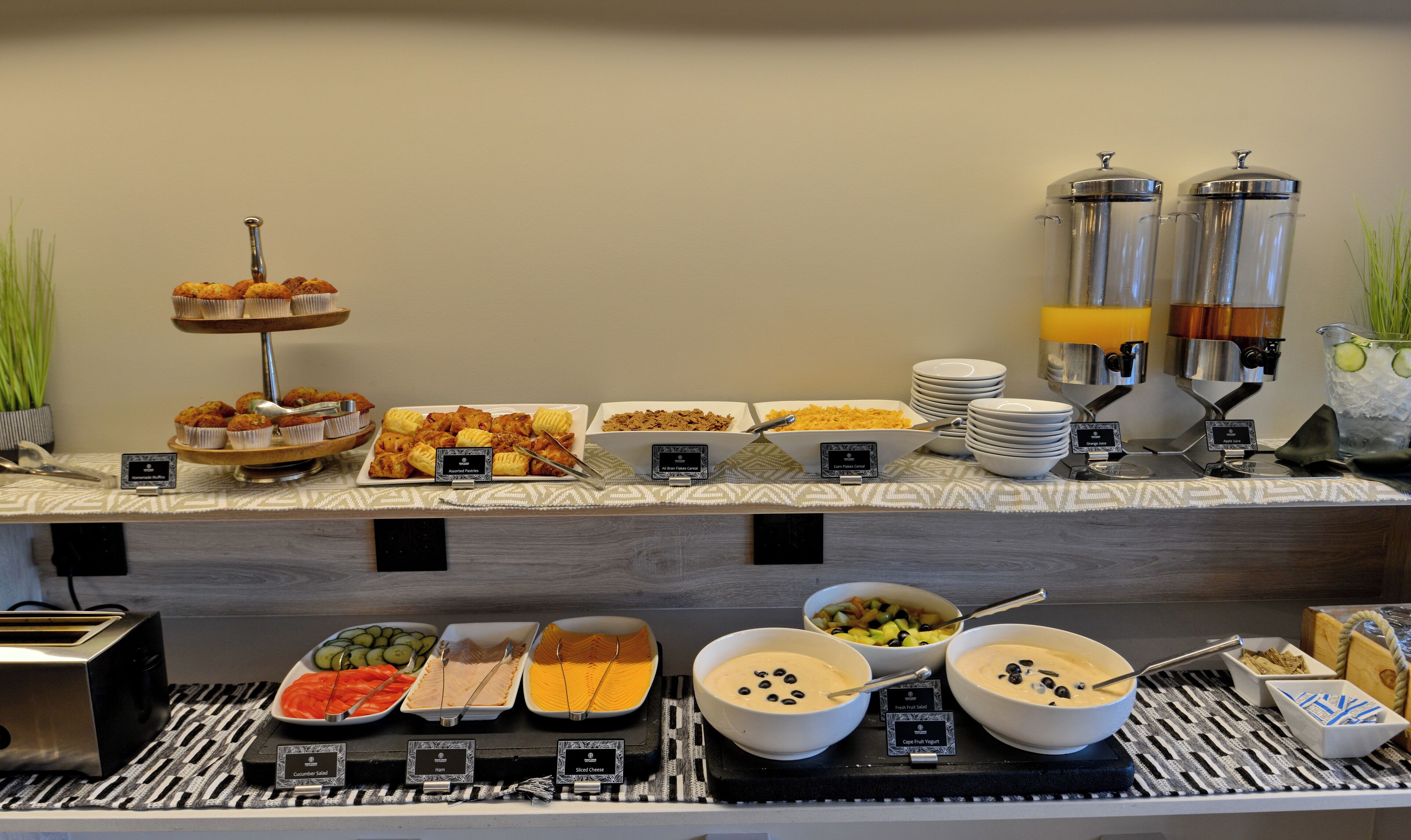 Tägliches kontinentales Frühstück (130 ZAR pro Person)