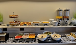 Se ofrece un desayuno continental (130 ZAR por persona)