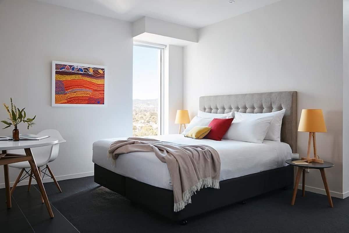 1 Schlafzimmer, Zimmersafe, laptopgeeigneter Arbeitsplatz