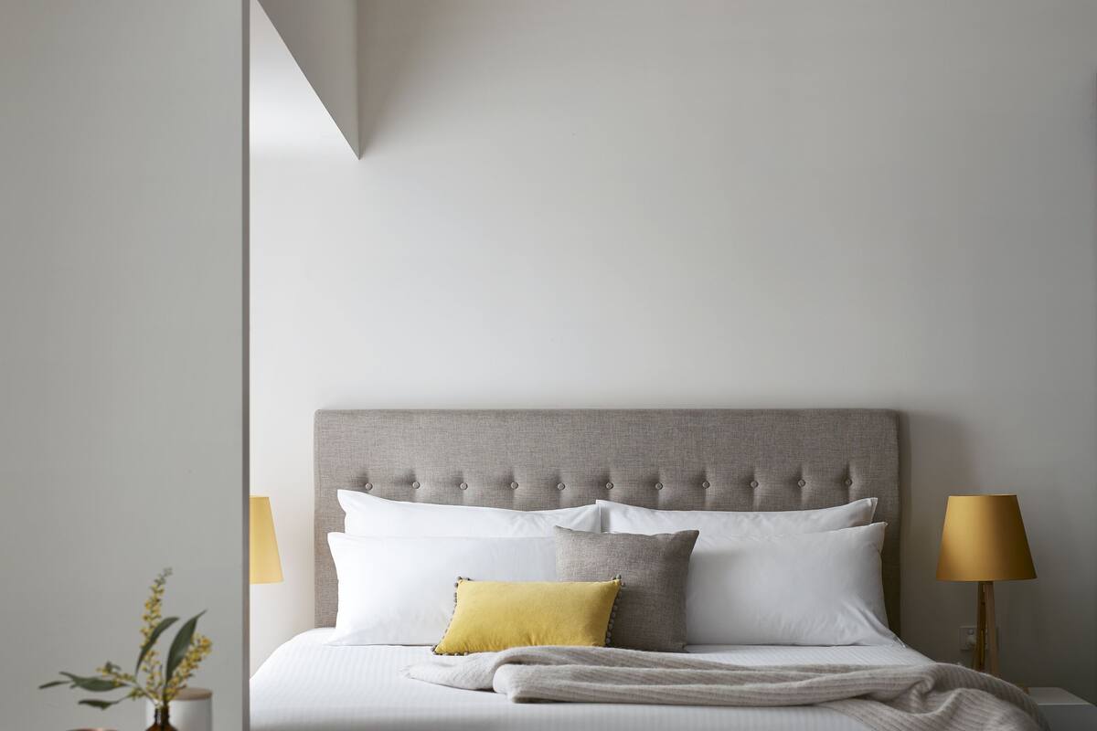 in-room safe, laptop workspace, iron/ironing board, cots/infant beds