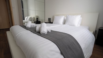 Two-Bedroom apartment | In-room safe, individually decorated, individually furnished