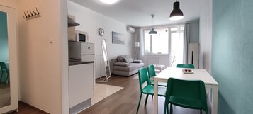 Apartamento executivo, 1 quarto, sacada | Cofres nos quartos, cortinas blackout, quartos à prova de som
